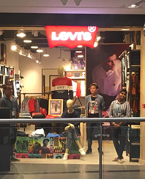 Levi's